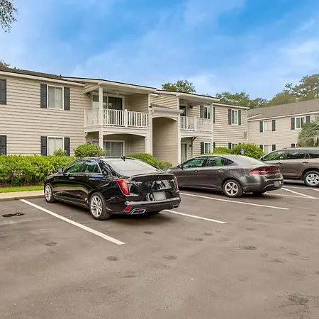 Resort-Style Condo In St Simons About 1 Mi To Pier!